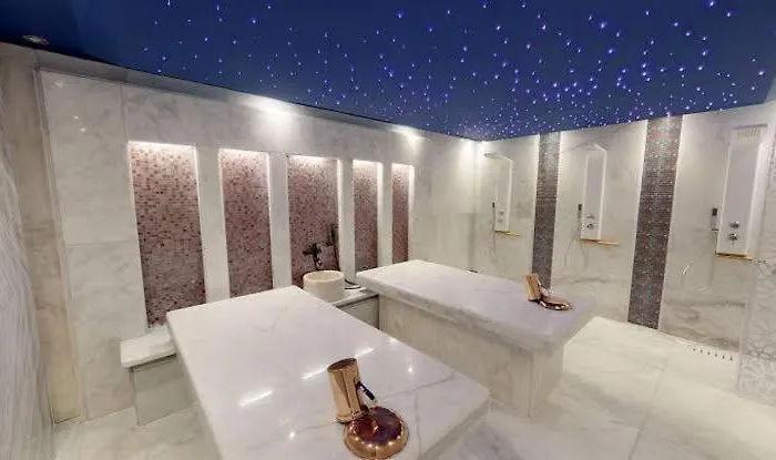 Apartman Charming Marina Crib Pool Gym