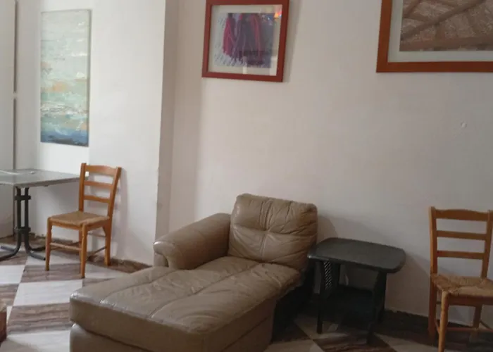 Charming Marina Crib Pool Gym Apartman