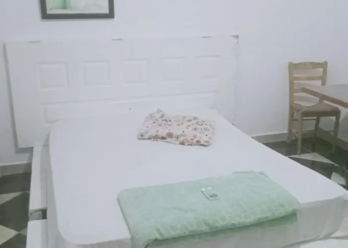 Charming Marina Crib Pool Gym Apartman *