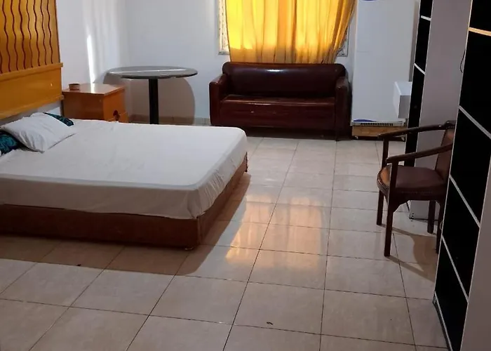 Charming Marina Crib Pool Gym Apartman *