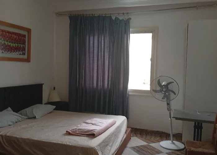 Apartman Charming Marina Crib Pool Gym