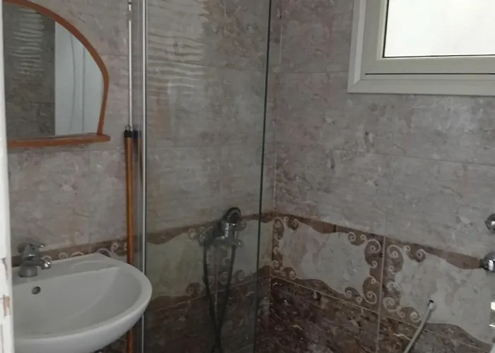 Apartman Charming Marina Crib Pool Gym